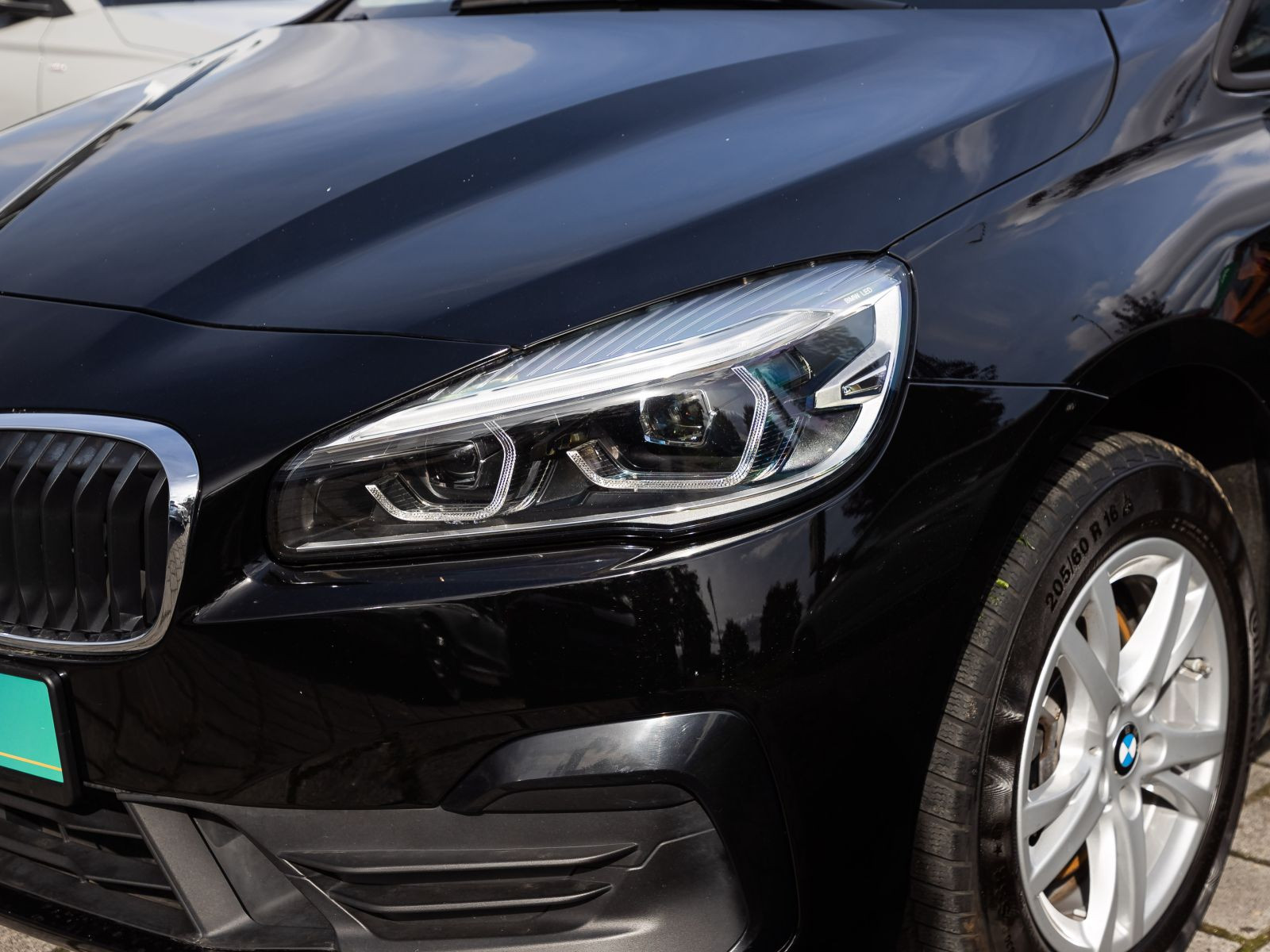 BMW Avtive Tourer 218d Advantage 110kW AHK NAVI