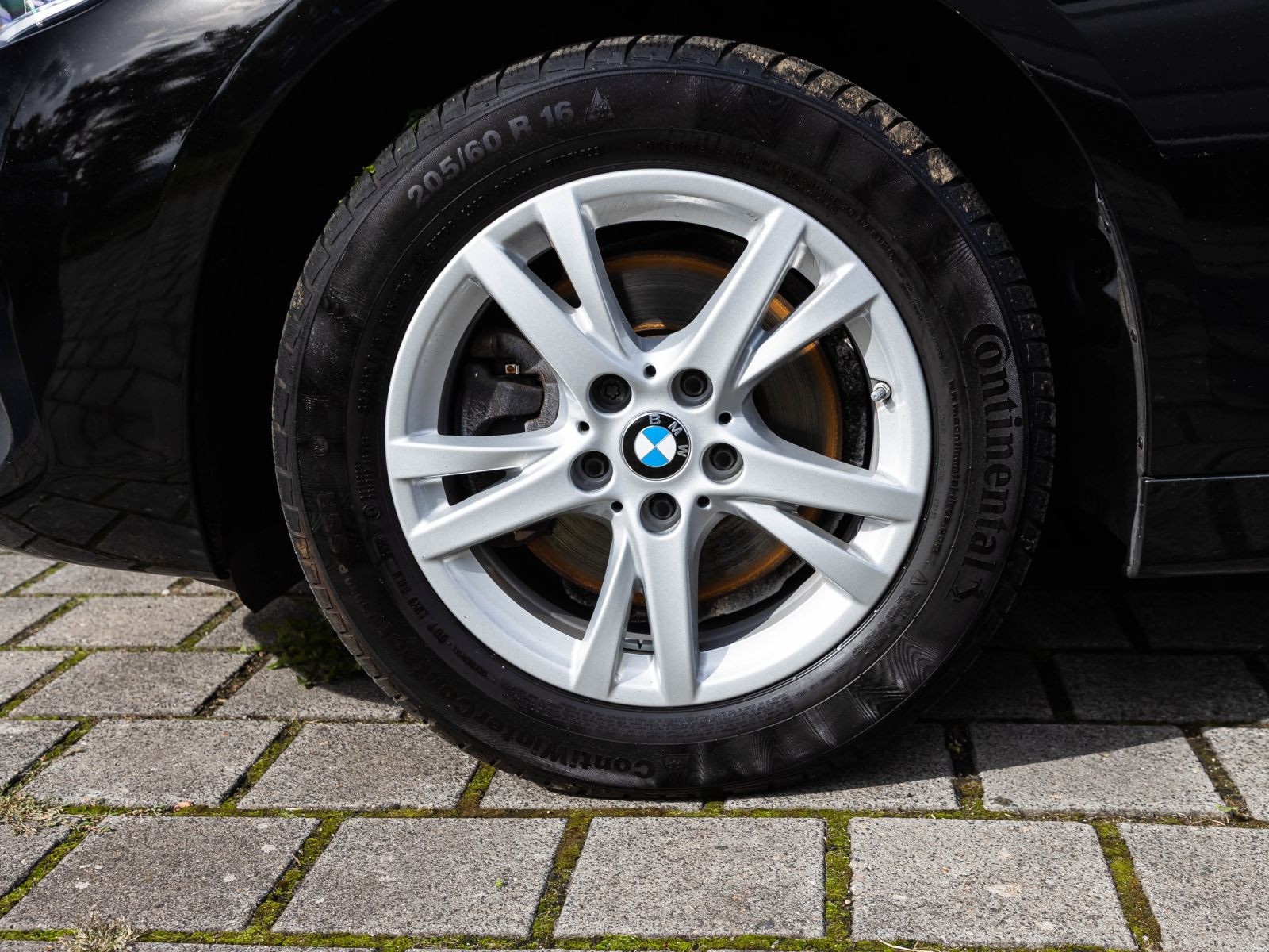 BMW Avtive Tourer 218d Advantage 110kW AHK NAVI