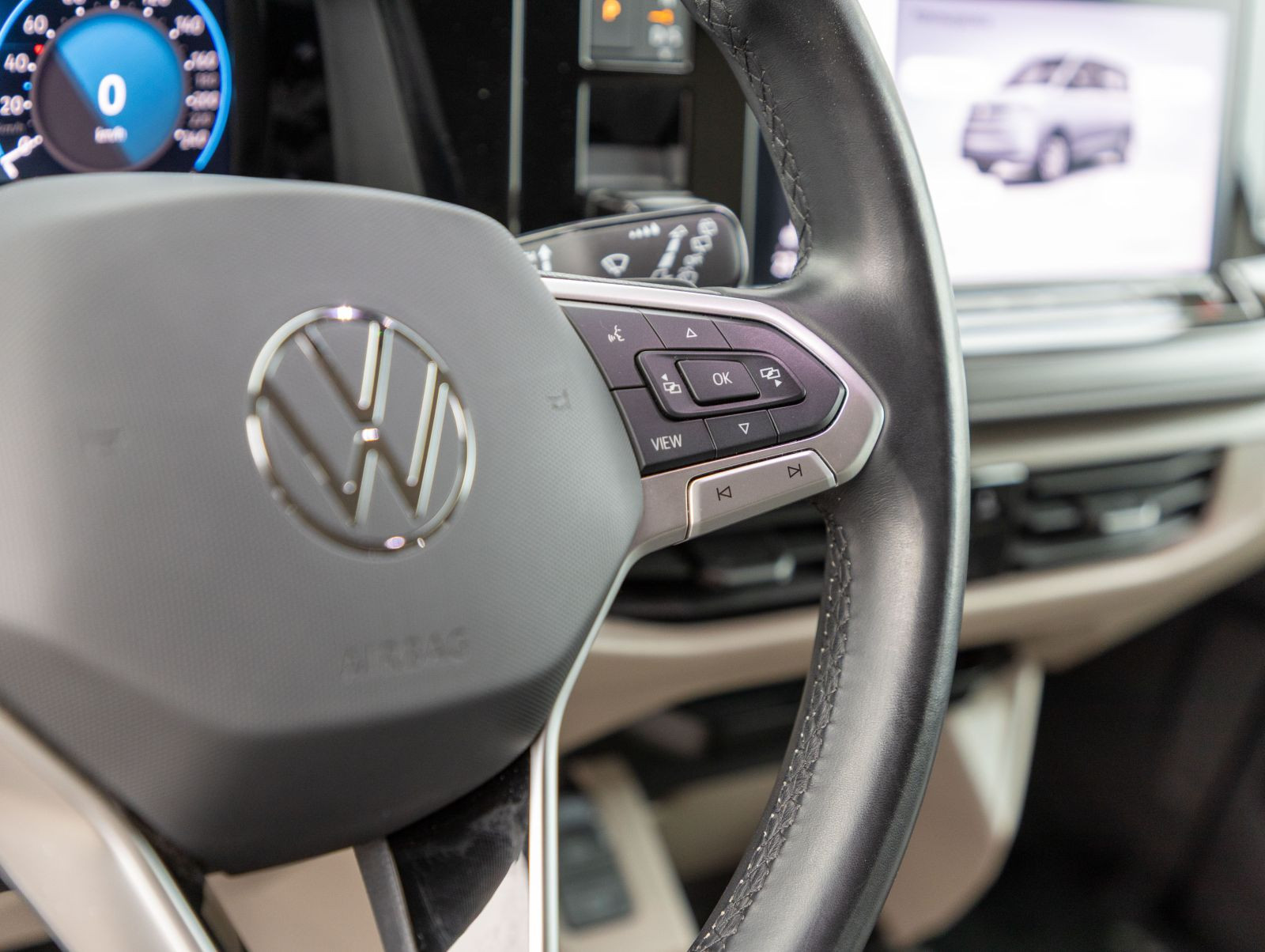 Volkswagen T7 Multivan 1.5 TSI DSG Matrix CarPlay GRA EPH AHK