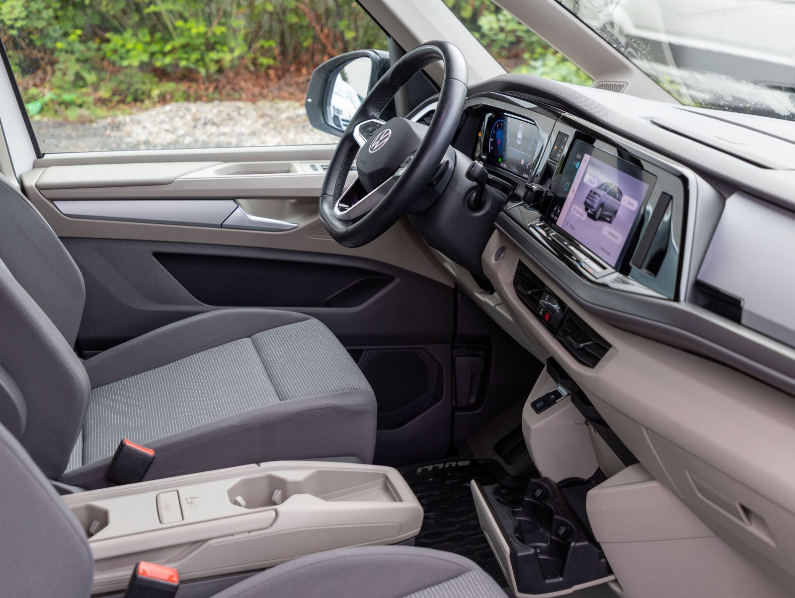 Volkswagen T7 Multivan 1.5 TSI DSG Matrix CarPlay GRA EPH AHK