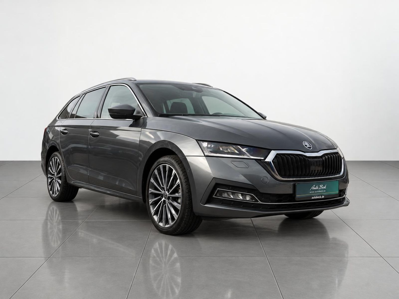Skoda Octavia Combi Style 1.4TSI IV Navi LED HuD Panorama