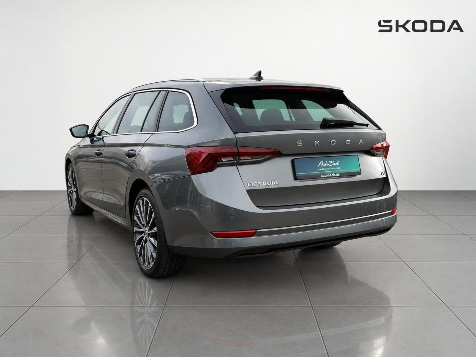 Skoda Octavia Combi Style 1.4TSI IV Navi LED HuD Panorama