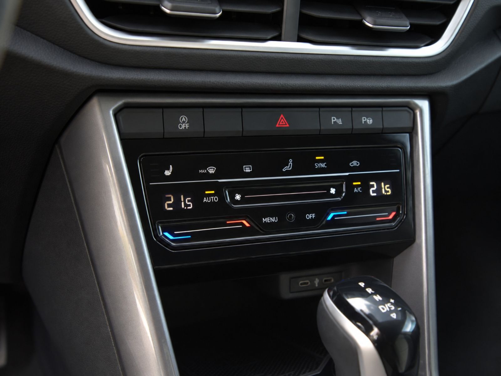 Volkswagen T-Roc 1.5 TSI DSG Style, Navi, LED, AHK, App-Connect