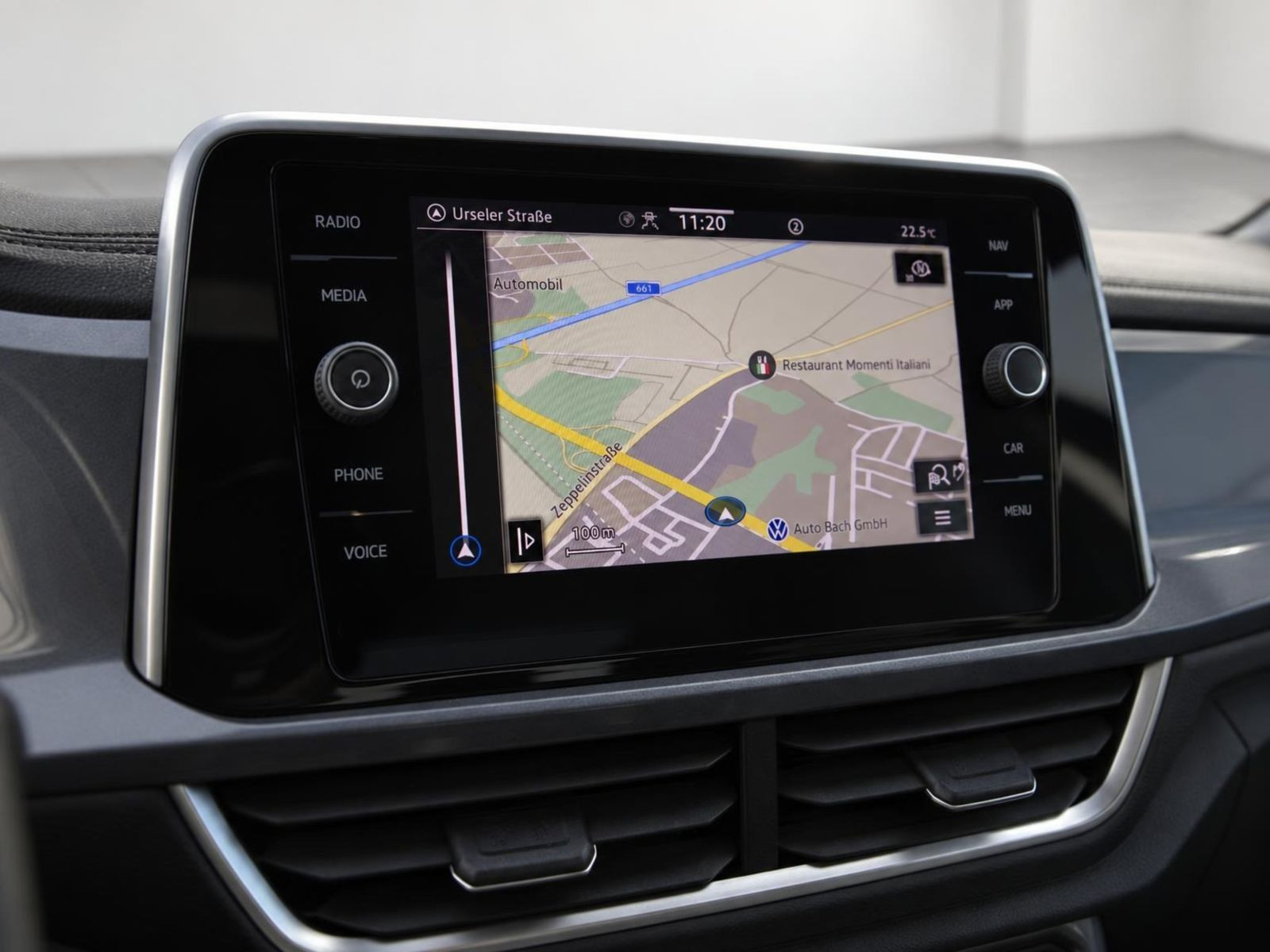 Volkswagen T-Roc 1.5 TSI DSG Style, Navi, LED, AHK, App-Connect