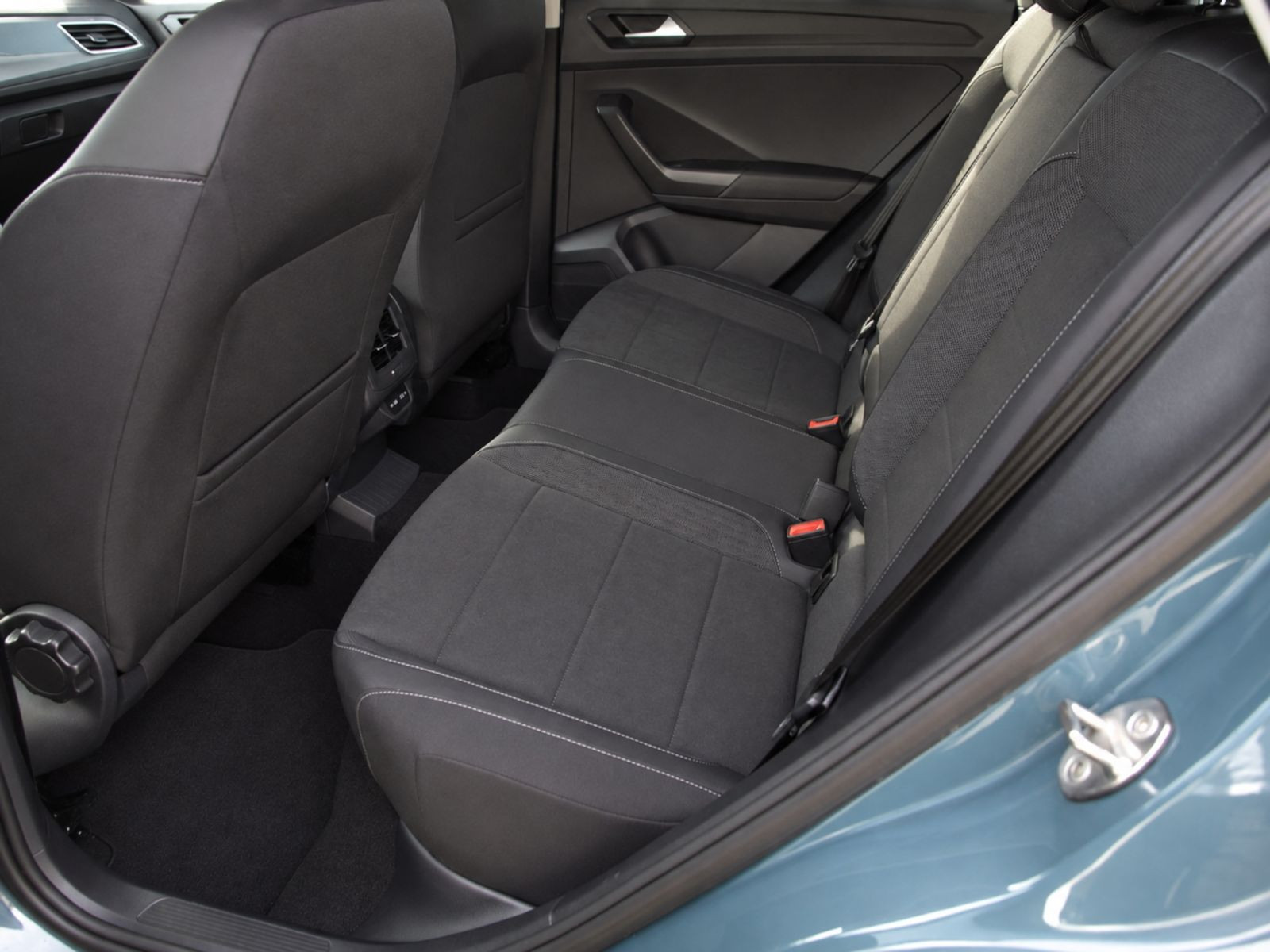 Volkswagen T-Roc 1.5 TSI DSG Style, Navi, LED, AHK, App-Connect