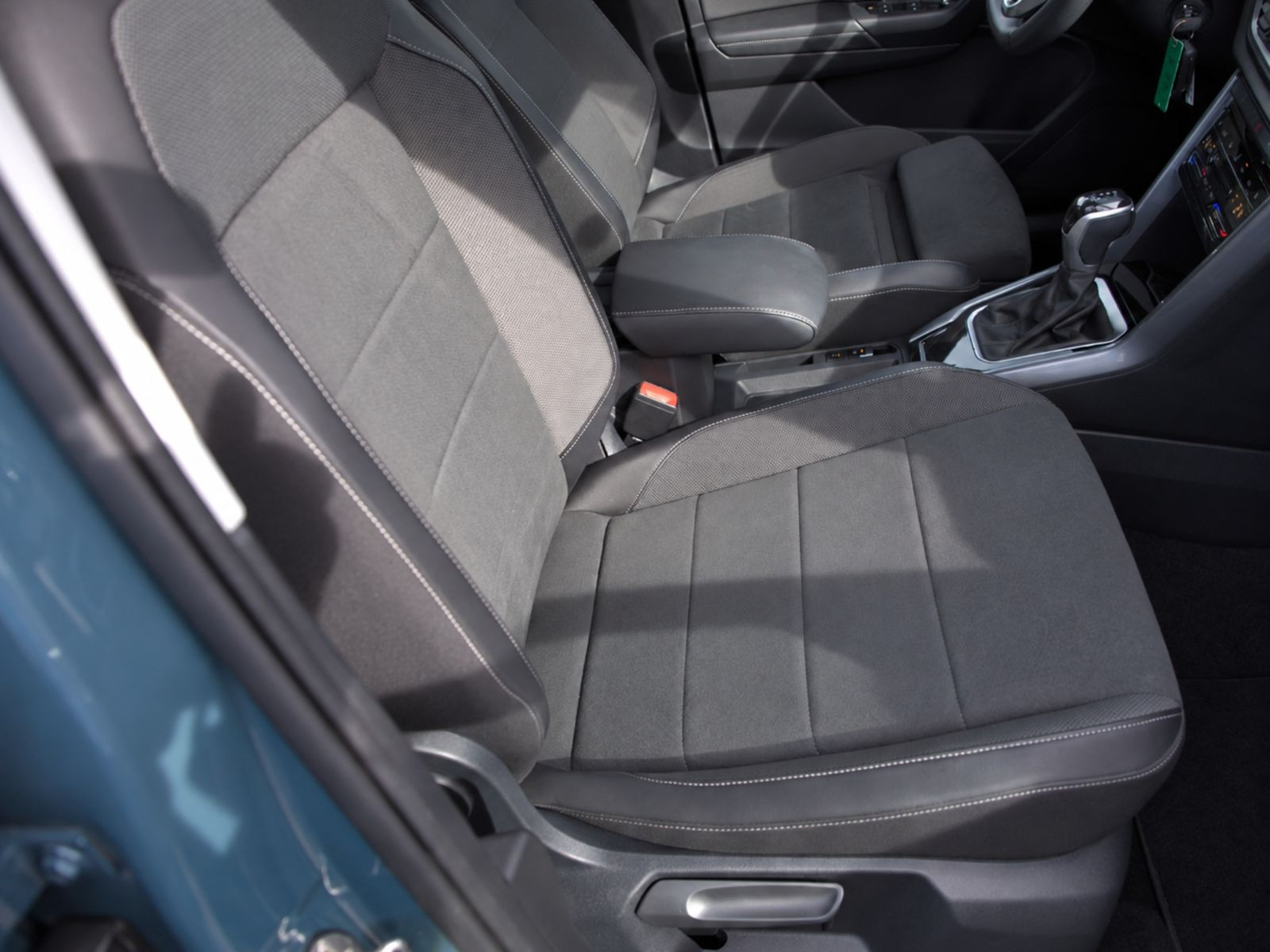 Volkswagen T-Roc 1.5 TSI DSG Style, Navi, LED, AHK, App-Connect