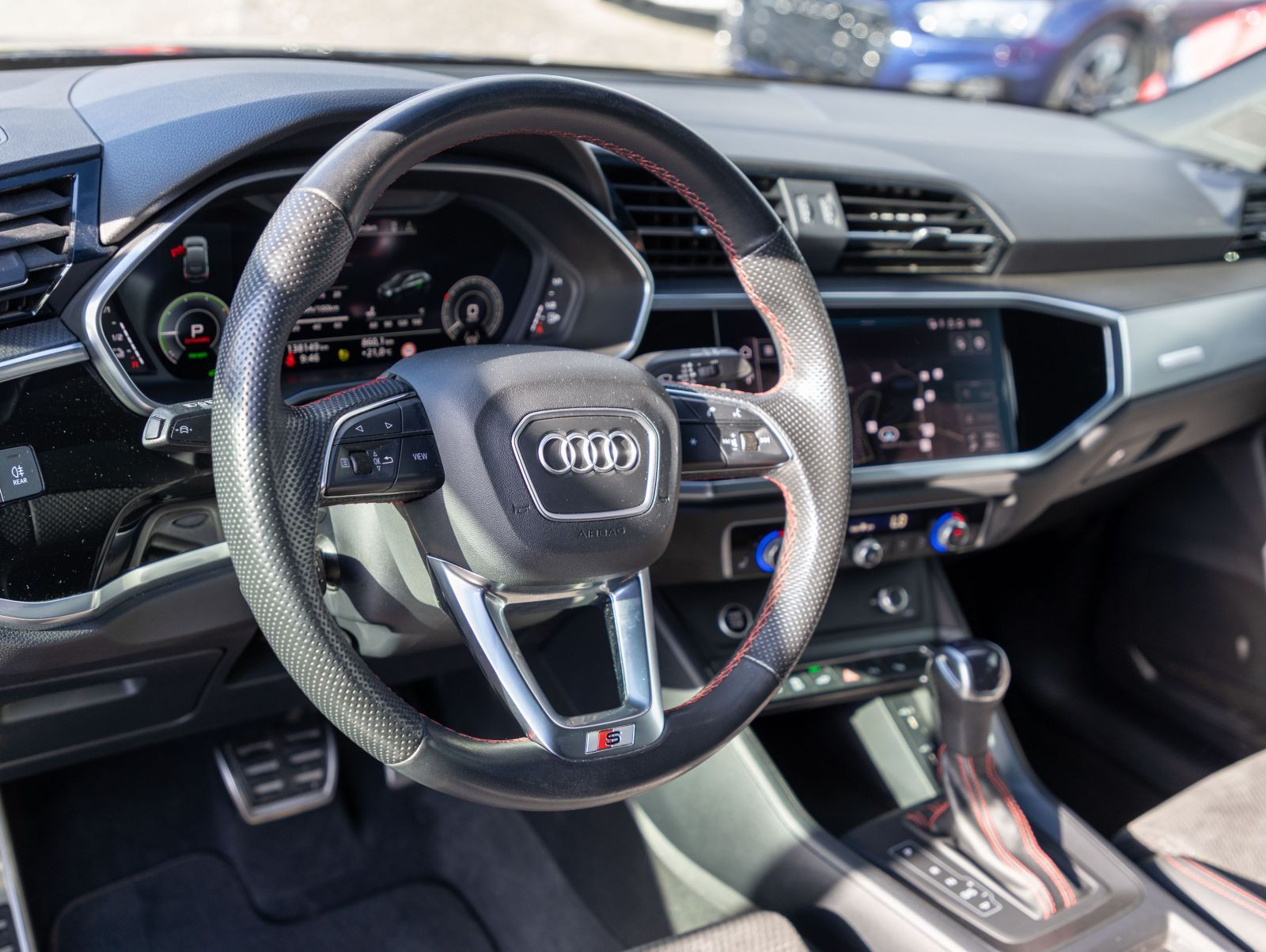 Audi Q3 Sportback S line 45TFSIe Stronic Navi LED AHK