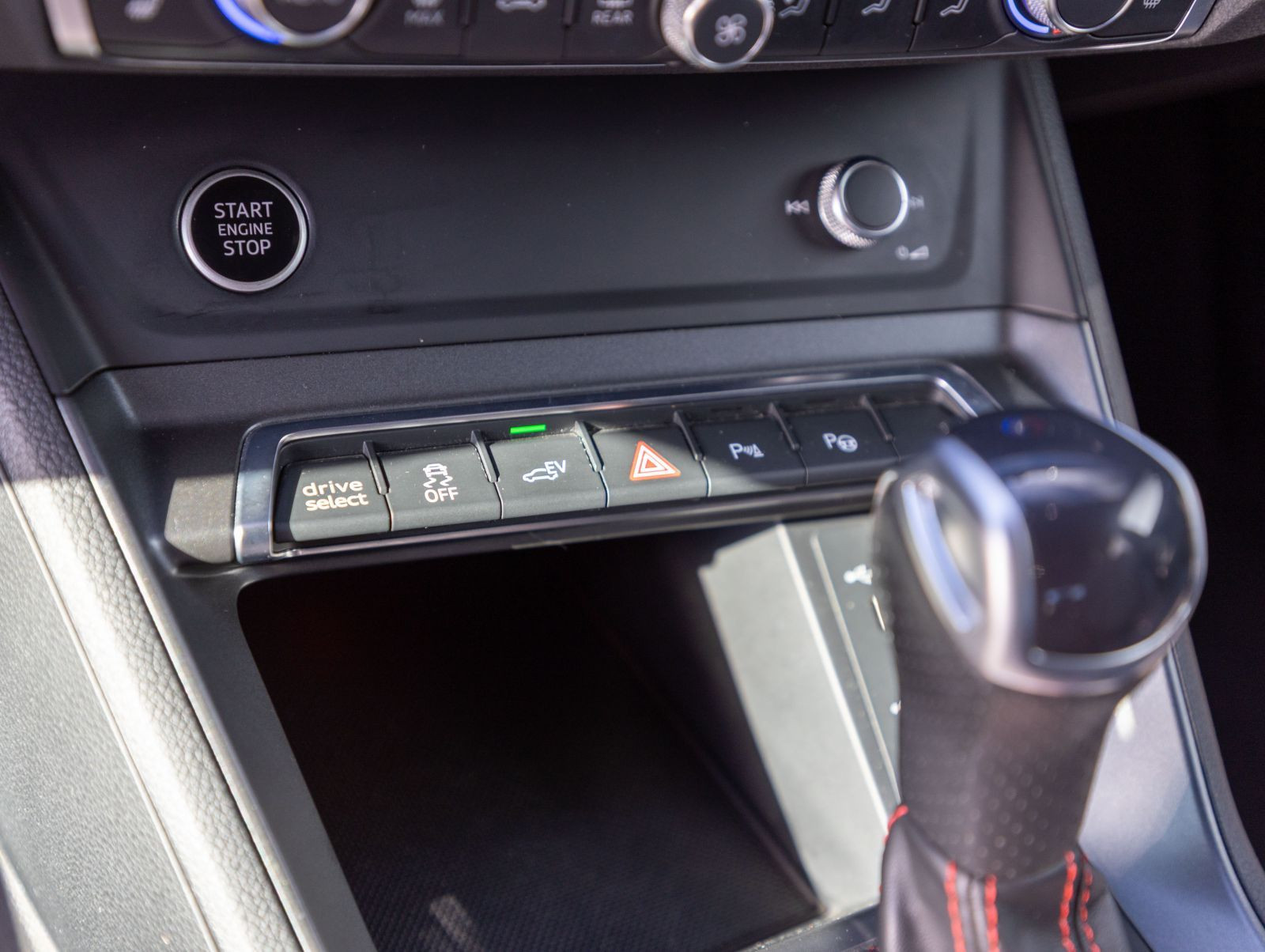 Audi Q3 Sportback S line 45TFSIe Stronic Navi LED AHK