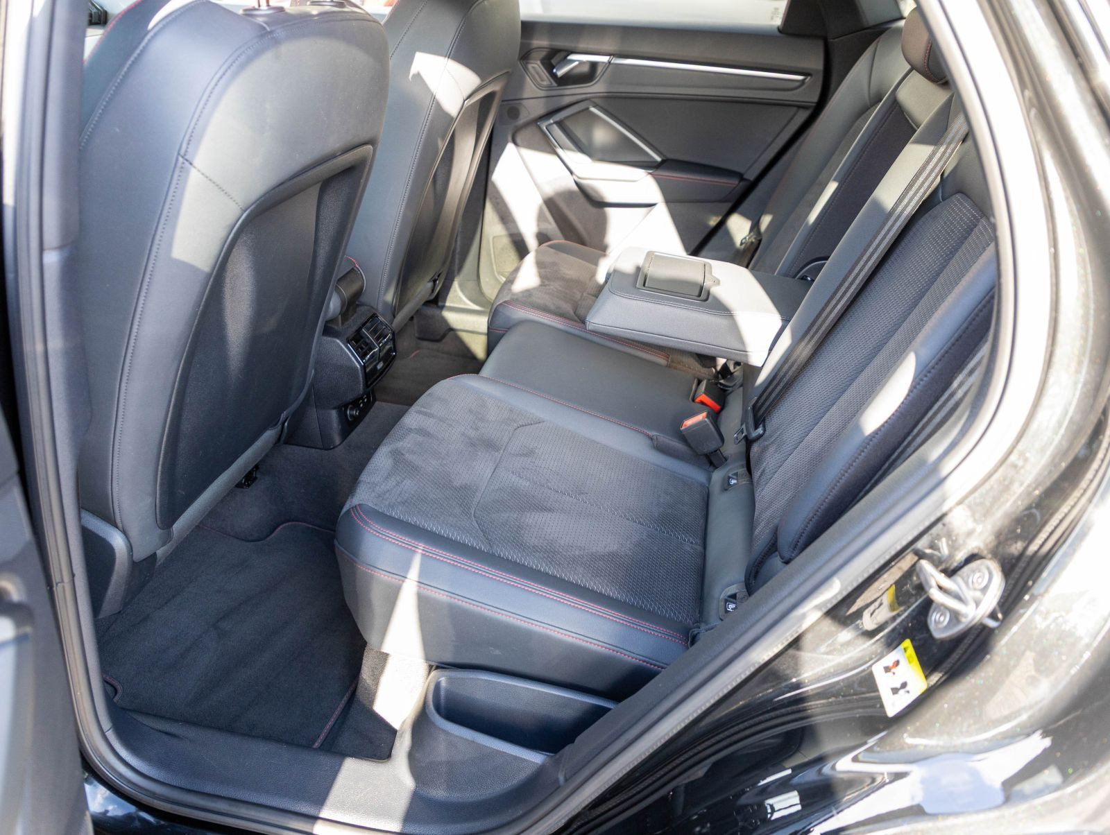 Audi Q3 Sportback S line 45TFSIe Stronic Navi LED AHK