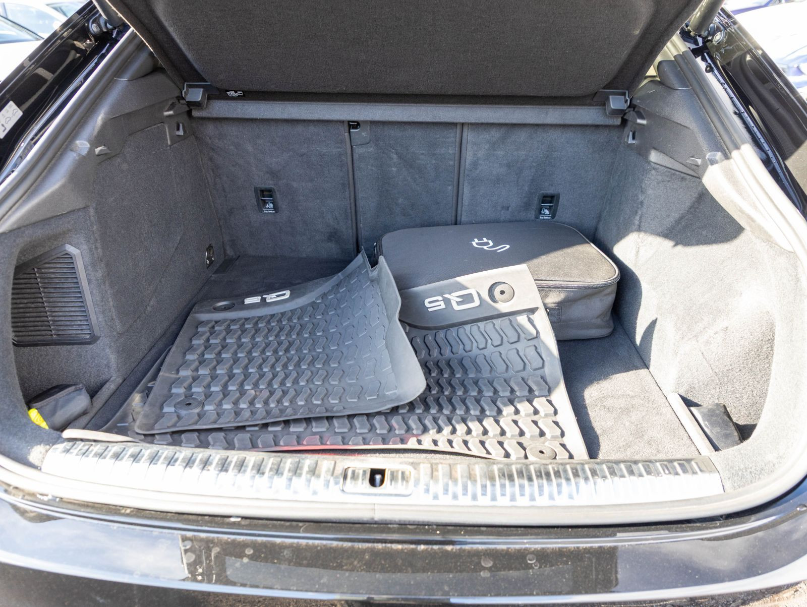 Audi Q3 Sportback S line 45TFSIe Stronic Navi LED AHK
