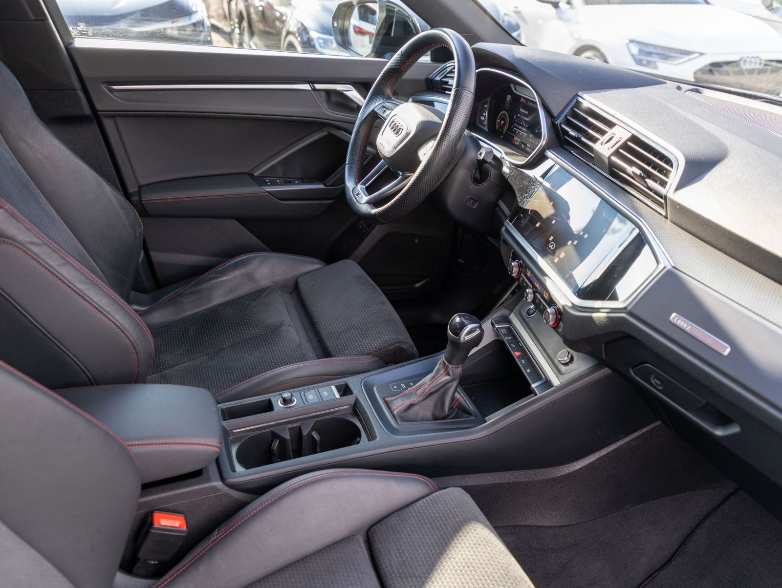 Audi Q3 Sportback S line 45TFSIe Stronic Navi LED AHK