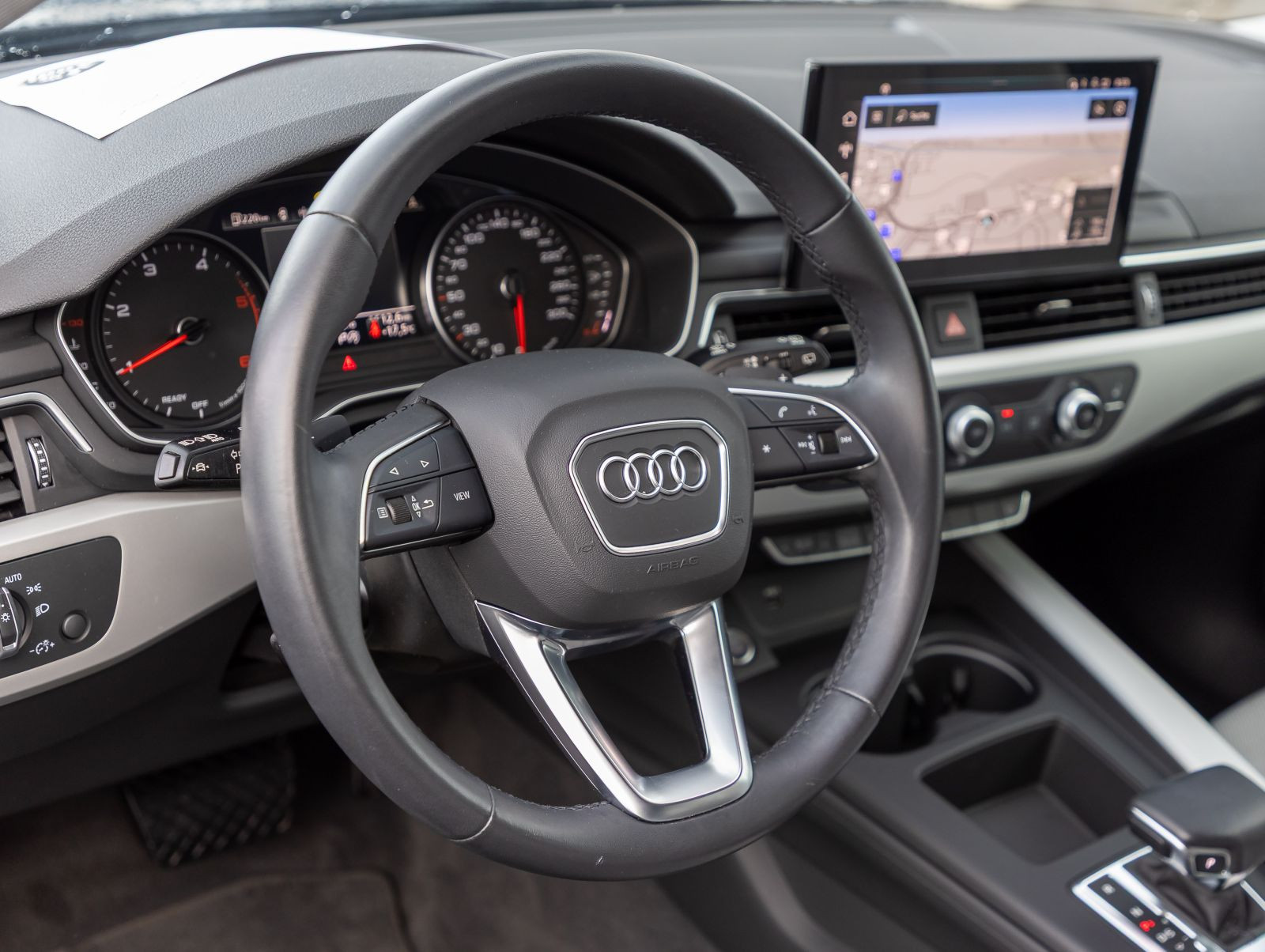 Audi A4 Avant 40TDI Stronic Navi LED ACC Panorama B&O