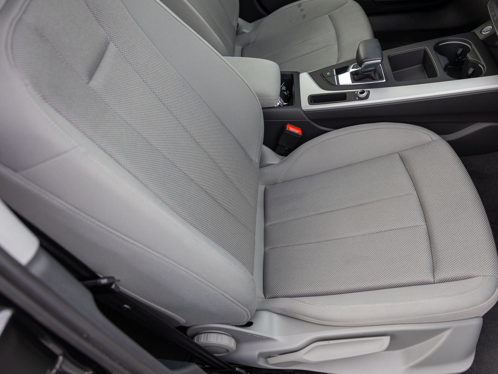 Audi A4 Avant 40TDI Stronic Navi LED ACC Panorama B&O
