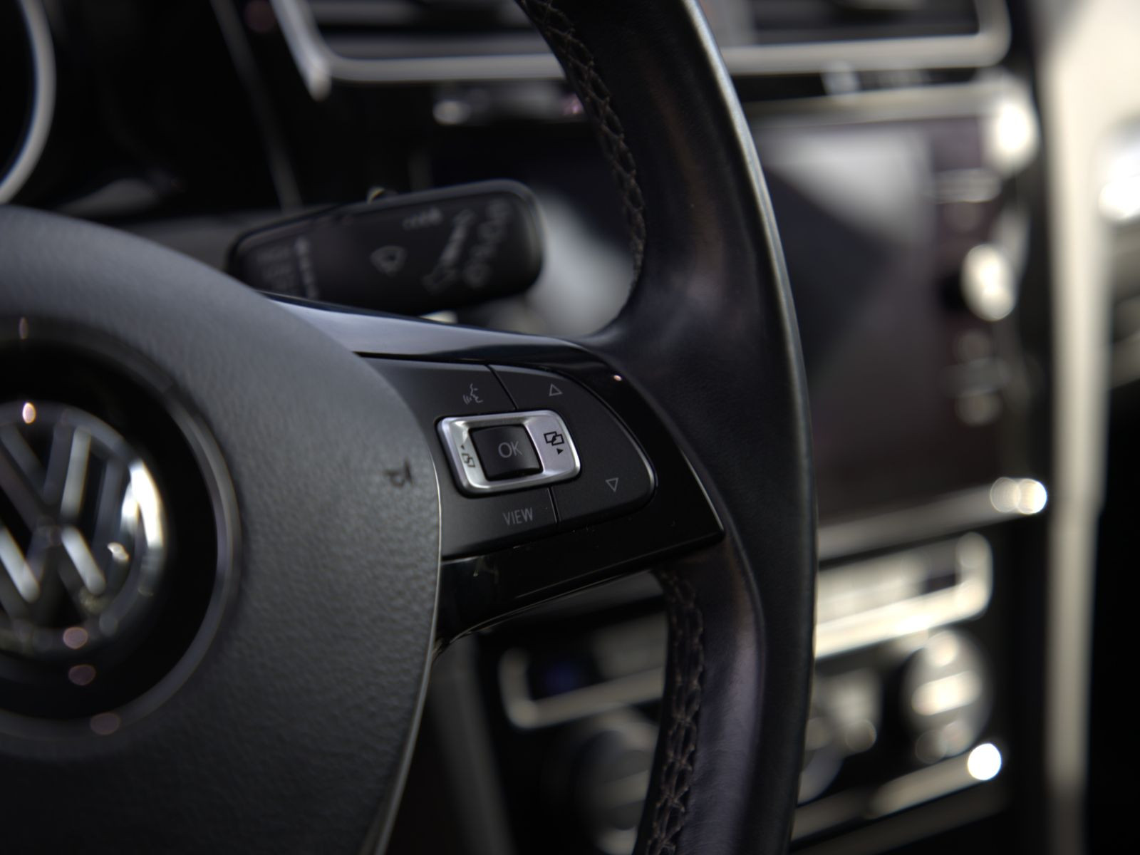 Volkswagen Golf VII 1.5 TSI Highline, Navi, LED, Parkpilot, Klima