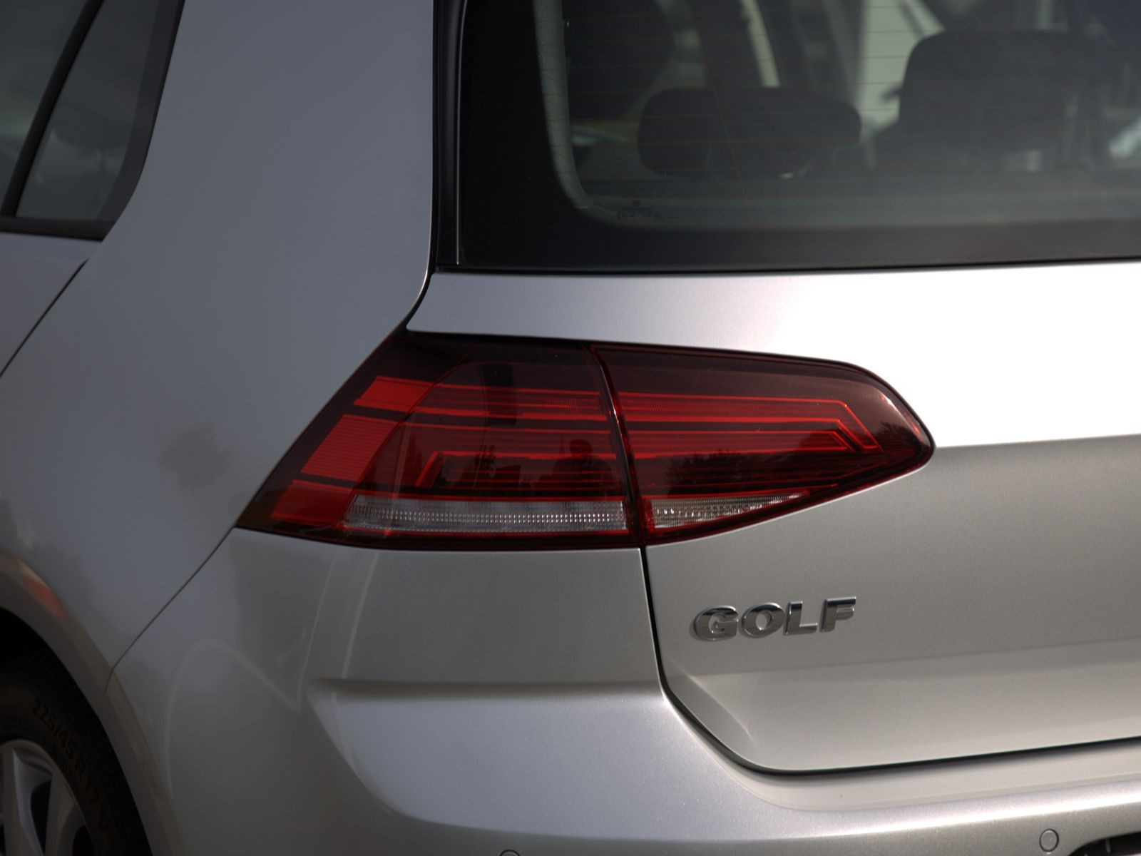 Volkswagen Golf VII 1.5 TSI Highline, Navi, LED, Parkpilot, Klima