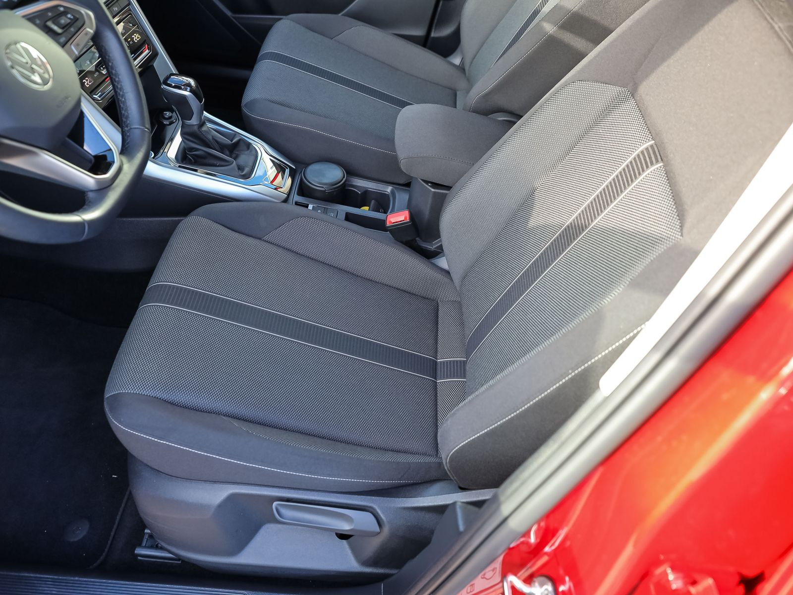 Volkswagen T-Roc Life 1.5TSI DSG Navi LED ACC EPH CarPlay