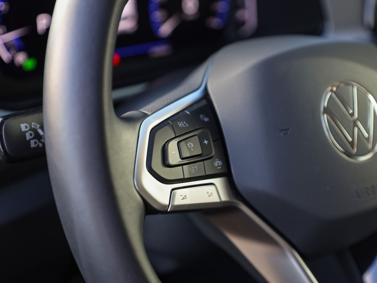 Volkswagen T-Roc Life 1.5TSI DSG Navi LED ACC EPH CarPlay