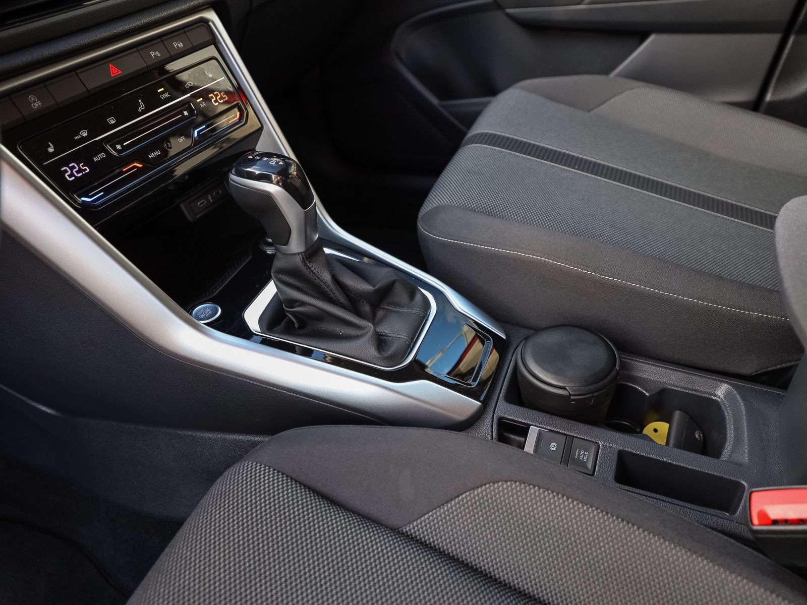 Volkswagen T-Roc Life 1.5TSI DSG Navi LED ACC EPH CarPlay