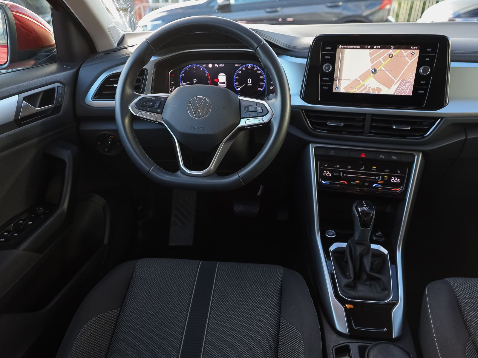Volkswagen T-Roc Life 1.5TSI DSG Navi LED ACC EPH CarPlay