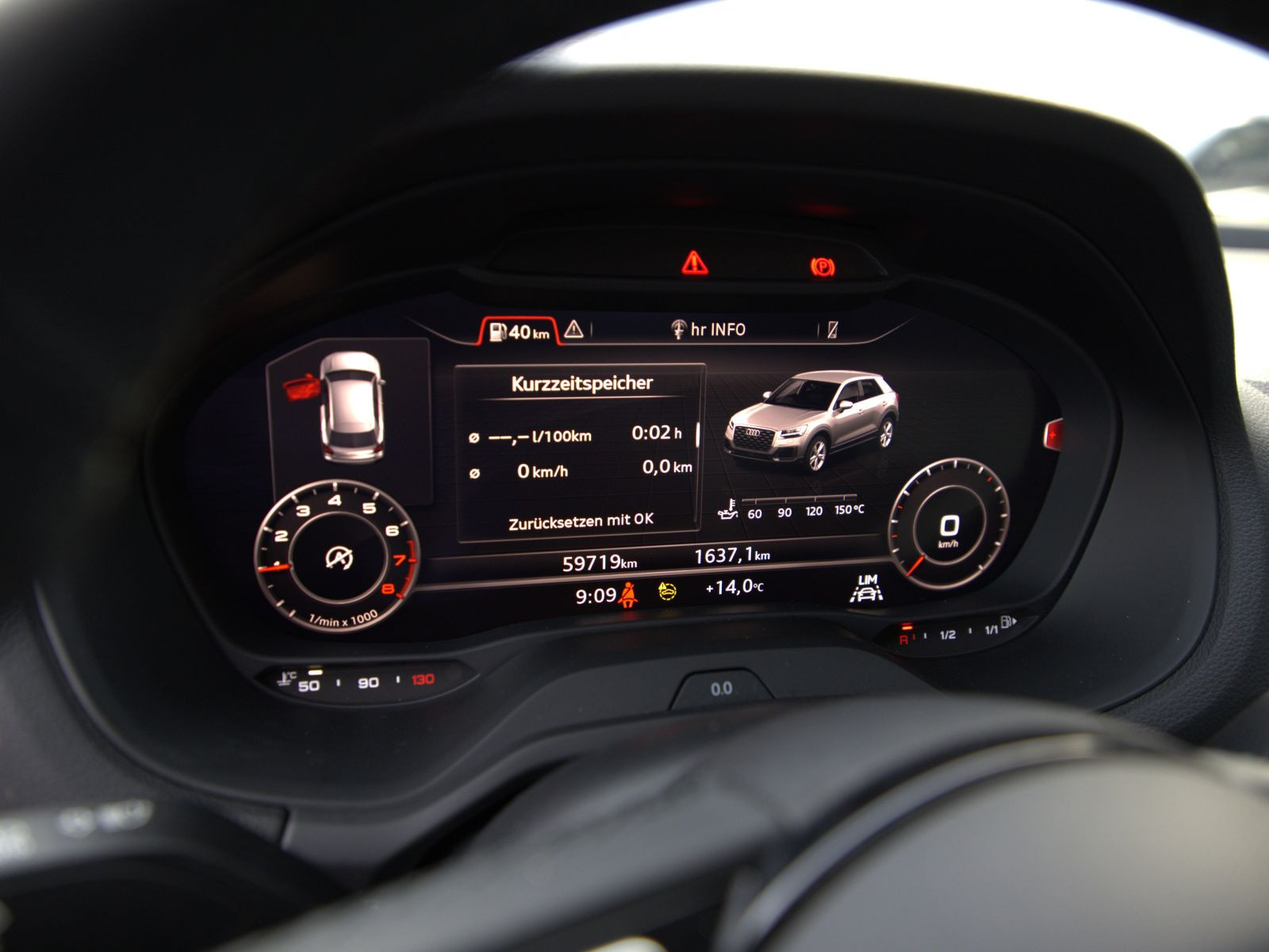 Audi Q2 S line 30TFSI LED Pano DAB EPH CarPlay AHK