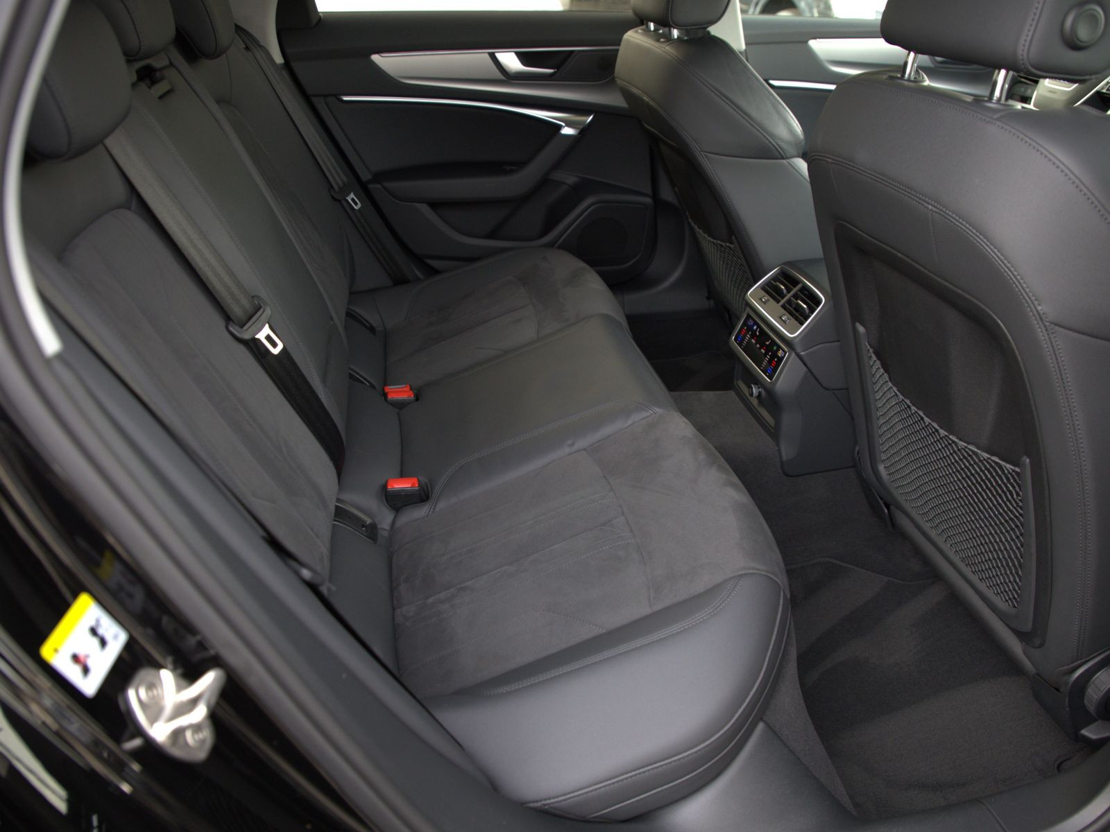Audi A6 Avant Sport 50TFSIe Navi LED ACC DAB EPH AHK