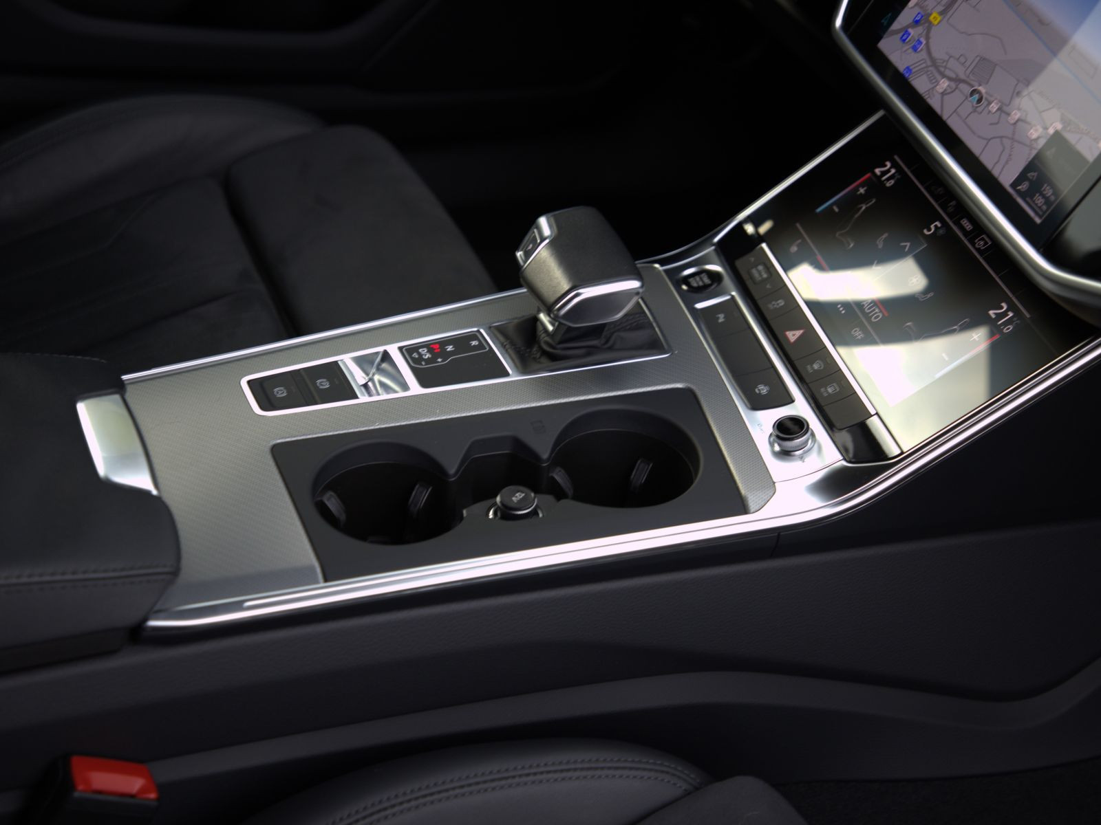 Audi A6 Avant Sport 50TFSIe Navi LED ACC DAB EPH AHK