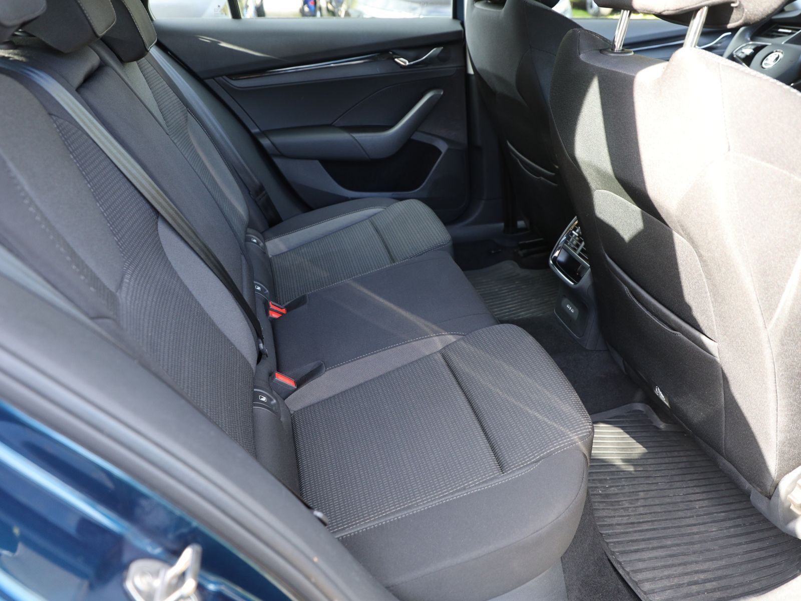 Skoda Octavia Combi Ambition 1.5TSI ACC Navi AHK LED