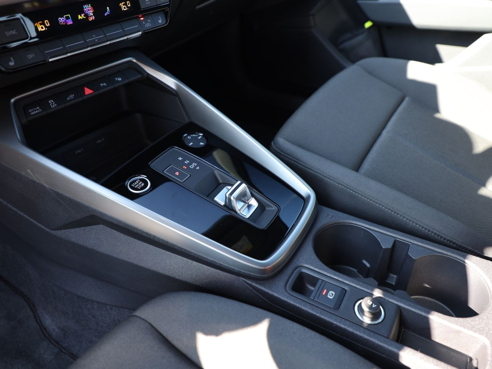 Audi A3 Sportback 40TFSI e Stronic Navi LED GRA EPH