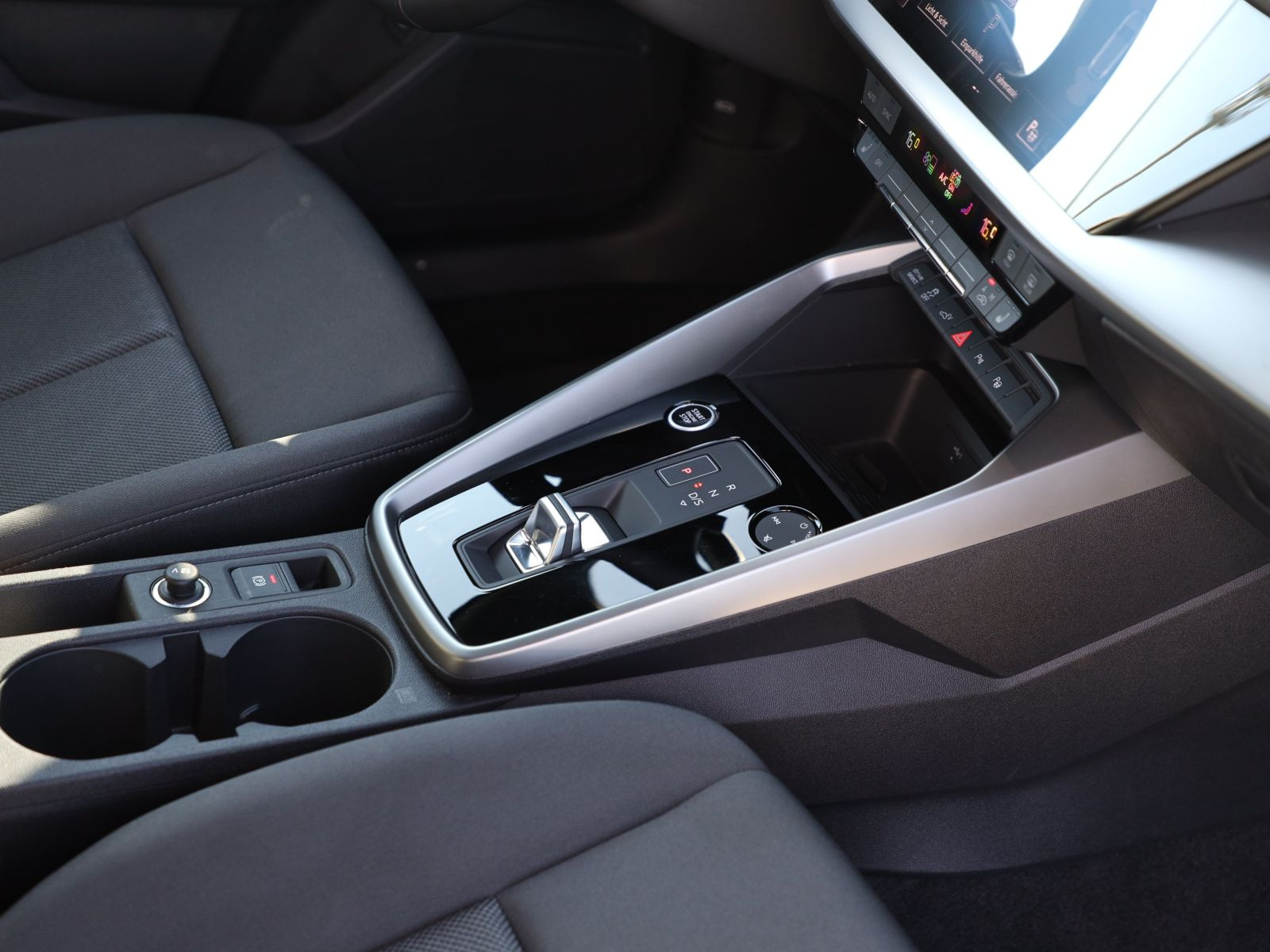 Audi A3 Sportback 40TFSI e Stronic Navi LED GRA EPH
