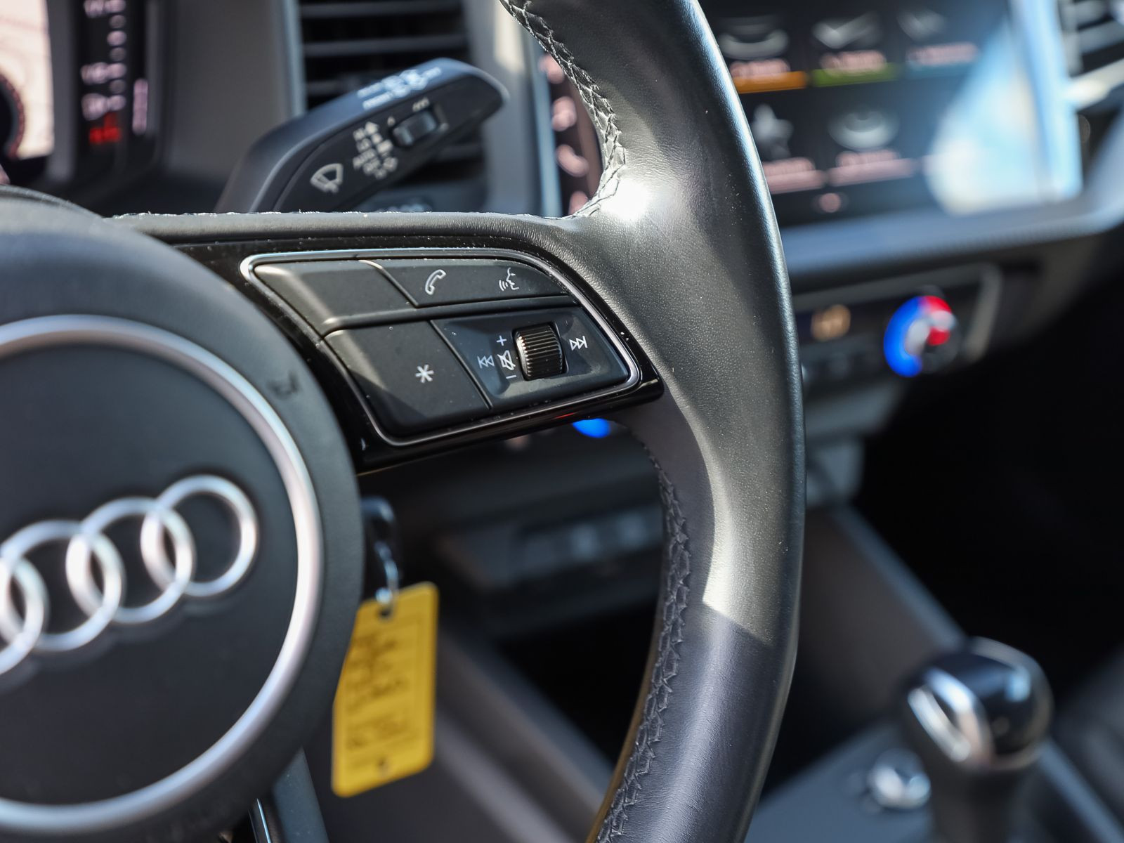 Audi A1 citycarver 30TFSI Stronic Navi LED Sitzhzg