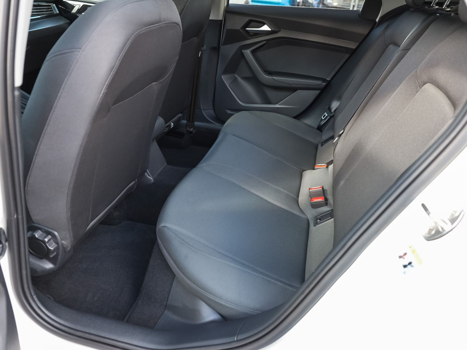 Audi A1 citycarver 30TFSI Stronic Navi LED Sitzhzg