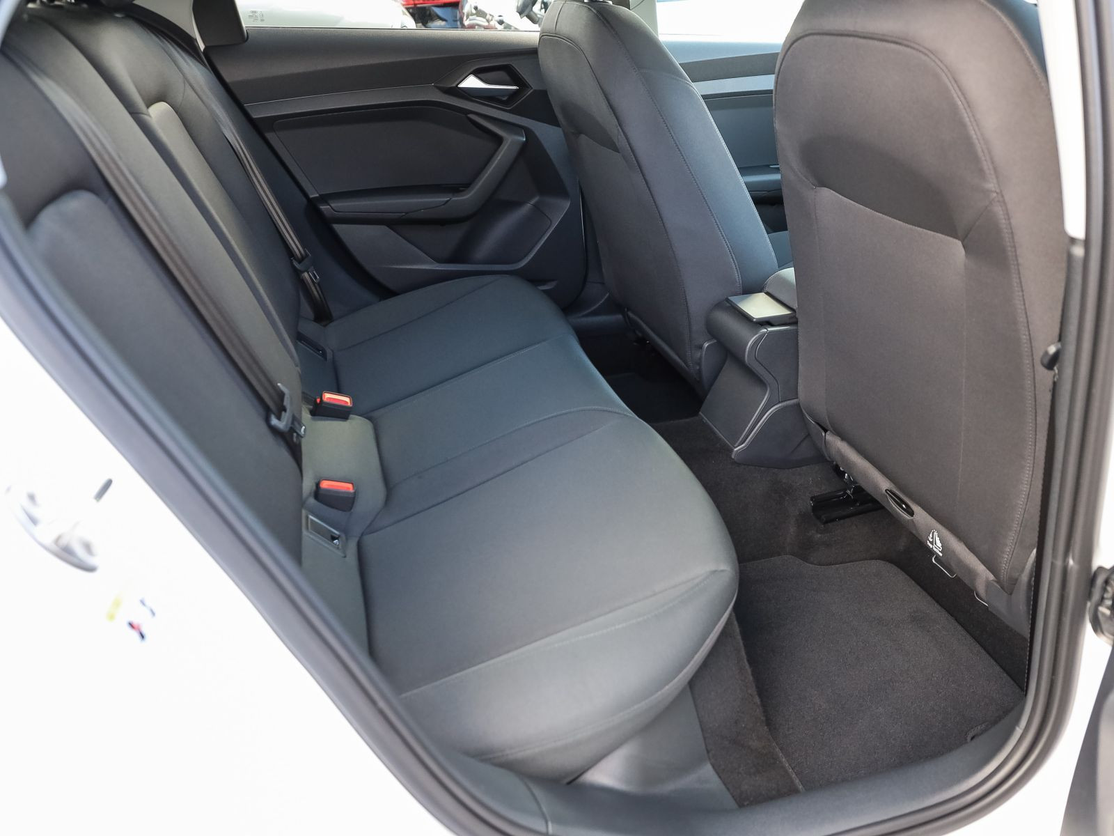 Audi A1 citycarver 30TFSI Stronic Navi LED Sitzhzg