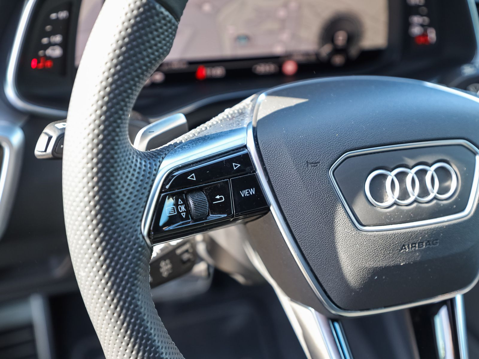 Audi A6 S Line 55TFSI e Navi Matrix Standklima ACC