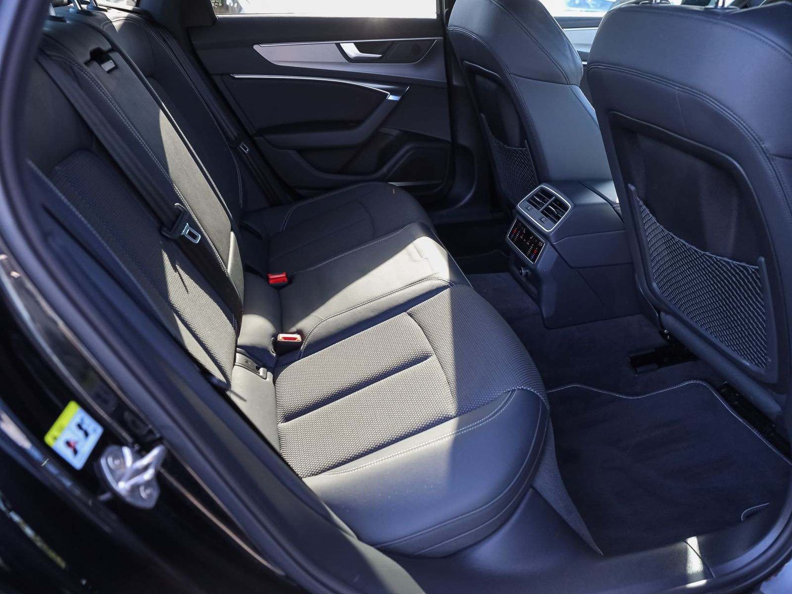 Audi A6 S Line 55TFSI e Navi Matrix Standklima ACC