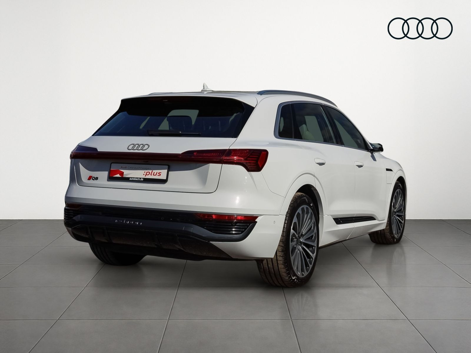 Audi Q8 e-tron S line 55 qu. Matrix HUD B&O Air ACC