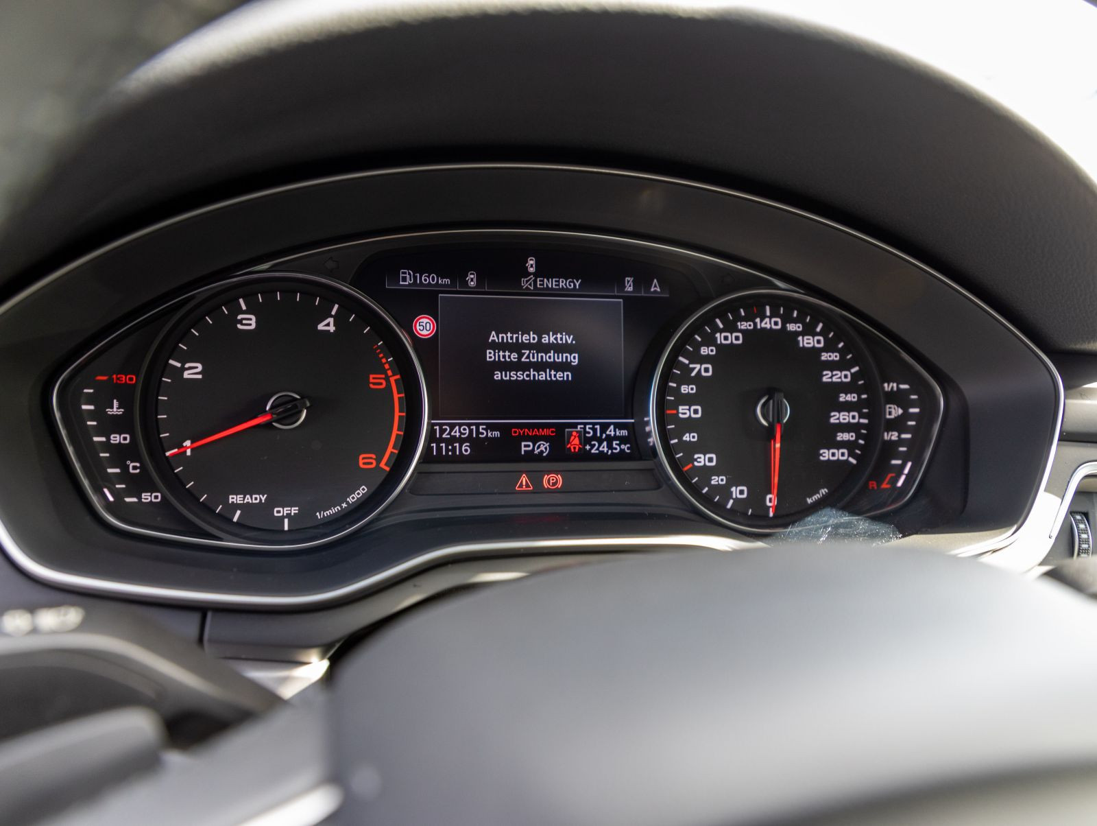 Audi A4 Avant S line 40TDI qu Stronic Navi LED HuD ACC