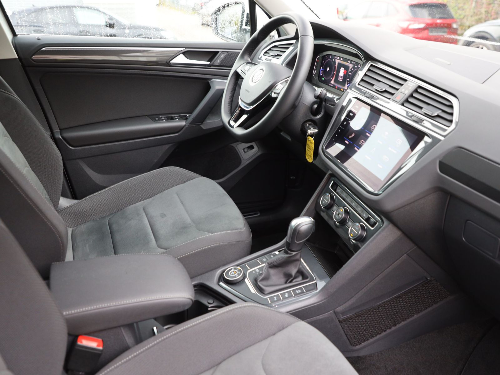 Volkswagen Tiguan Highline 2.0TSI DSG Navi LED ACC EPH DAB