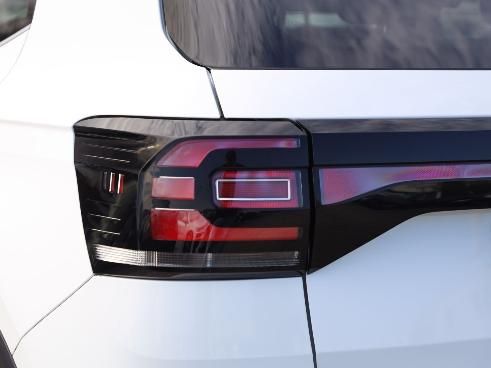 Volkswagen T-Cross 1.5 TSI DSG LED StHz BeatsAudio ACC EPH