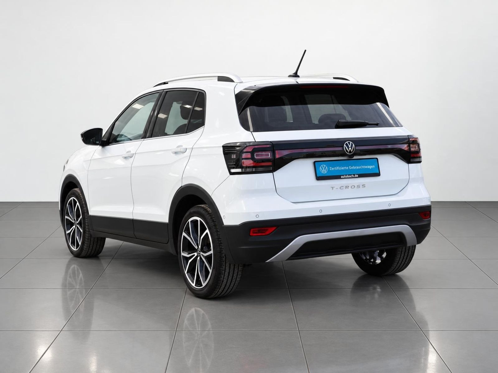 Volkswagen T-Cross 1.5 TSI DSG LED BeatsAudio ACC EPH