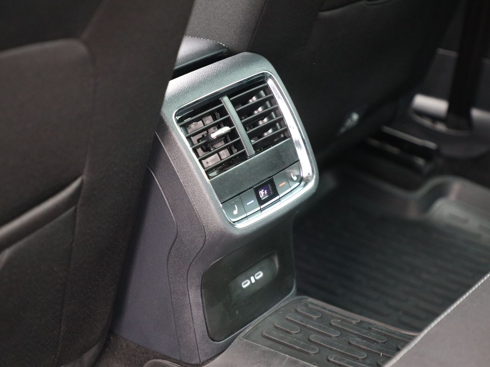 Skoda Octavia Combi Style 2.0TDI HuD ACC Navi AHK LED