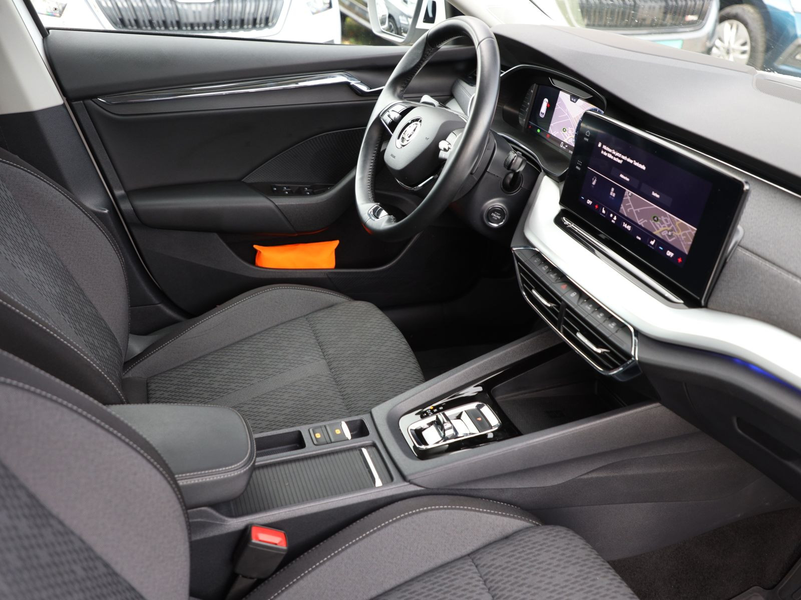 Skoda Octavia Combi Style 2.0TDI HuD ACC Navi AHK LED