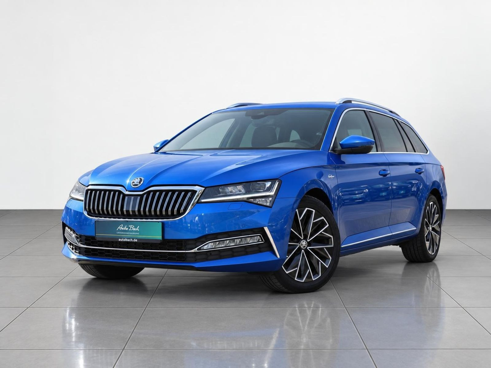 Skoda Superb Combi L&K 2.0 TSI DSG 360°Kamera Standhzg