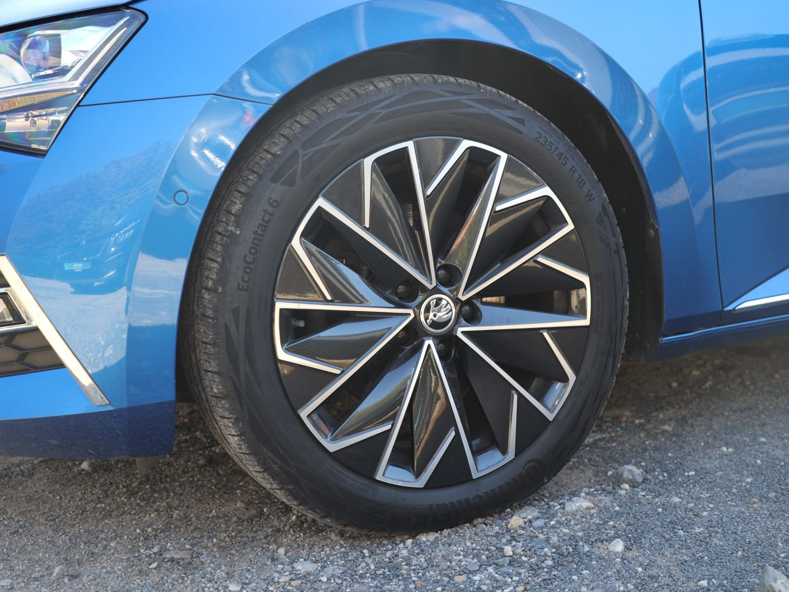 Skoda Superb Combi L&K 2.0 TSI DSG 360°Kamera Standhzg