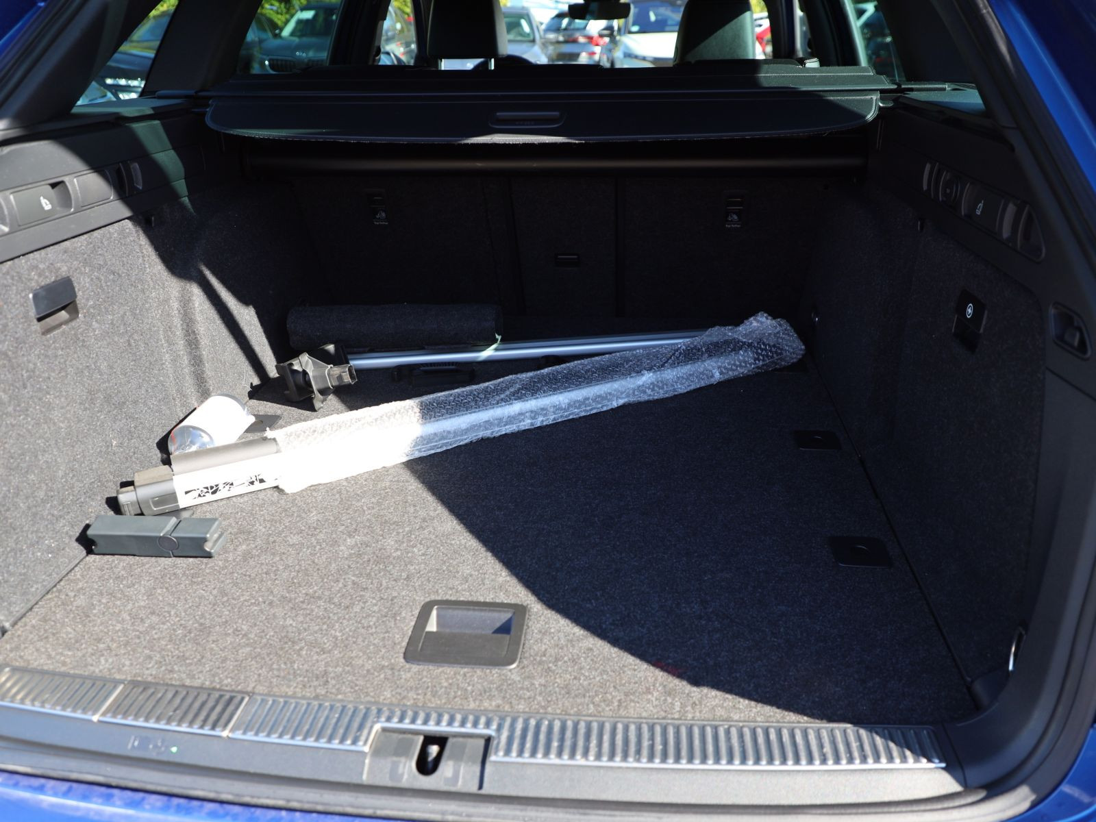 Skoda Superb Combi L&K 2.0 TSI DSG 360°Kamera Standhzg