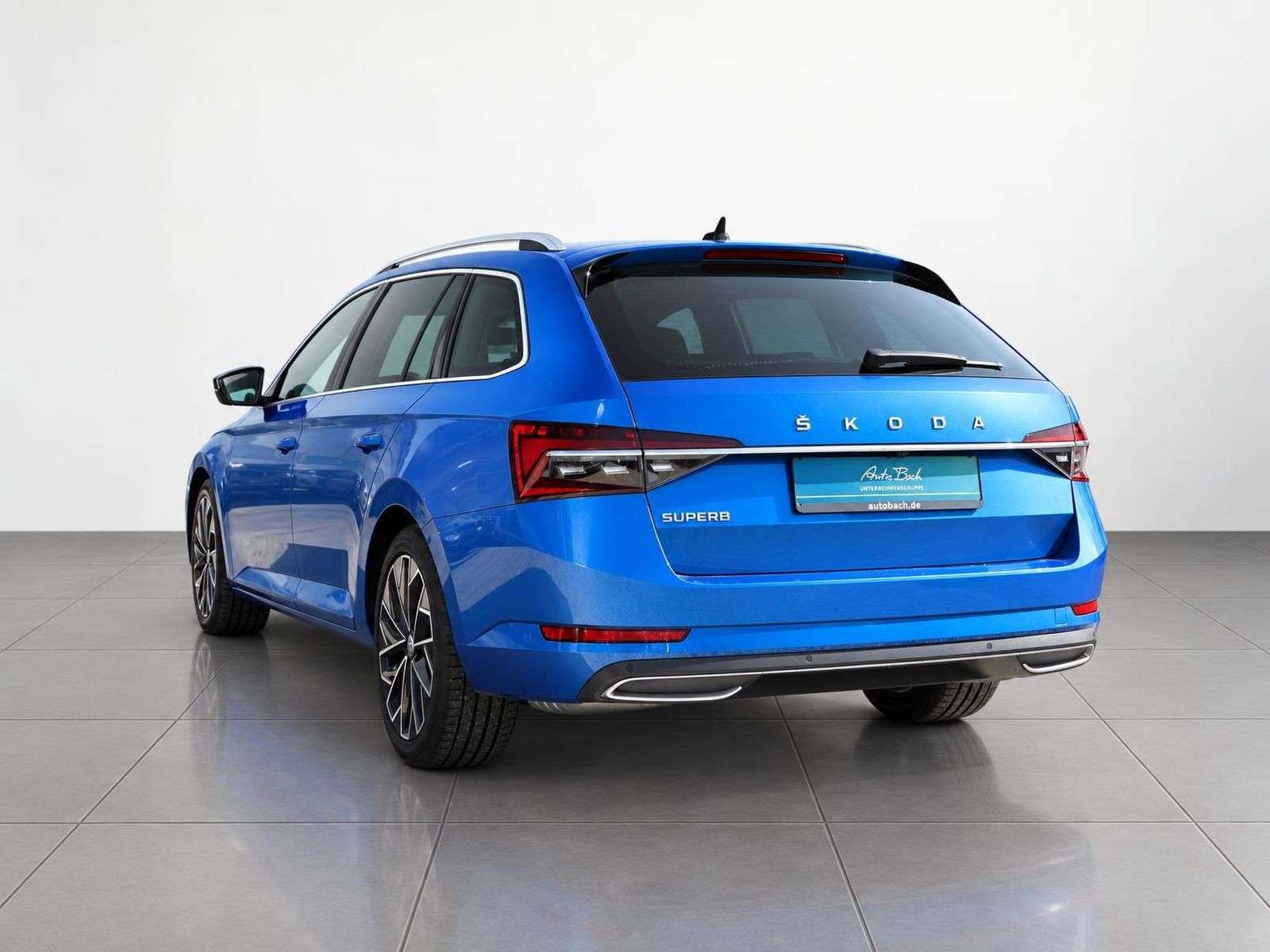 Skoda Superb Combi L&K 2.0 TSI DSG 360°Kamera Standhzg