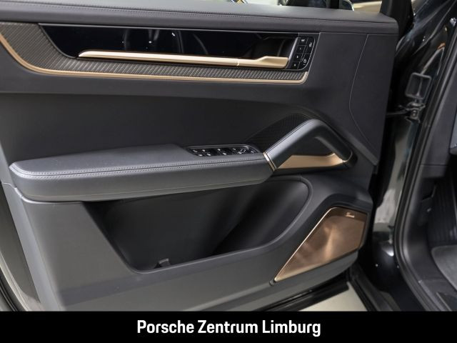 Porsche Cayenne Turbo E-Hybrid Burmester InnoDrive PDCC