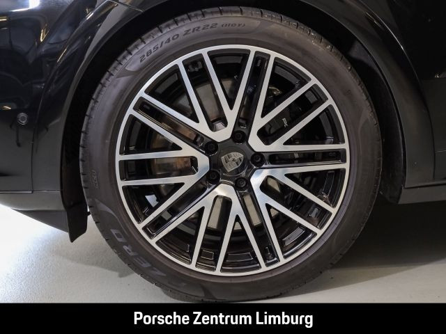 Porsche Cayenne Turbo E-Hybrid Burmester InnoDrive PDCC