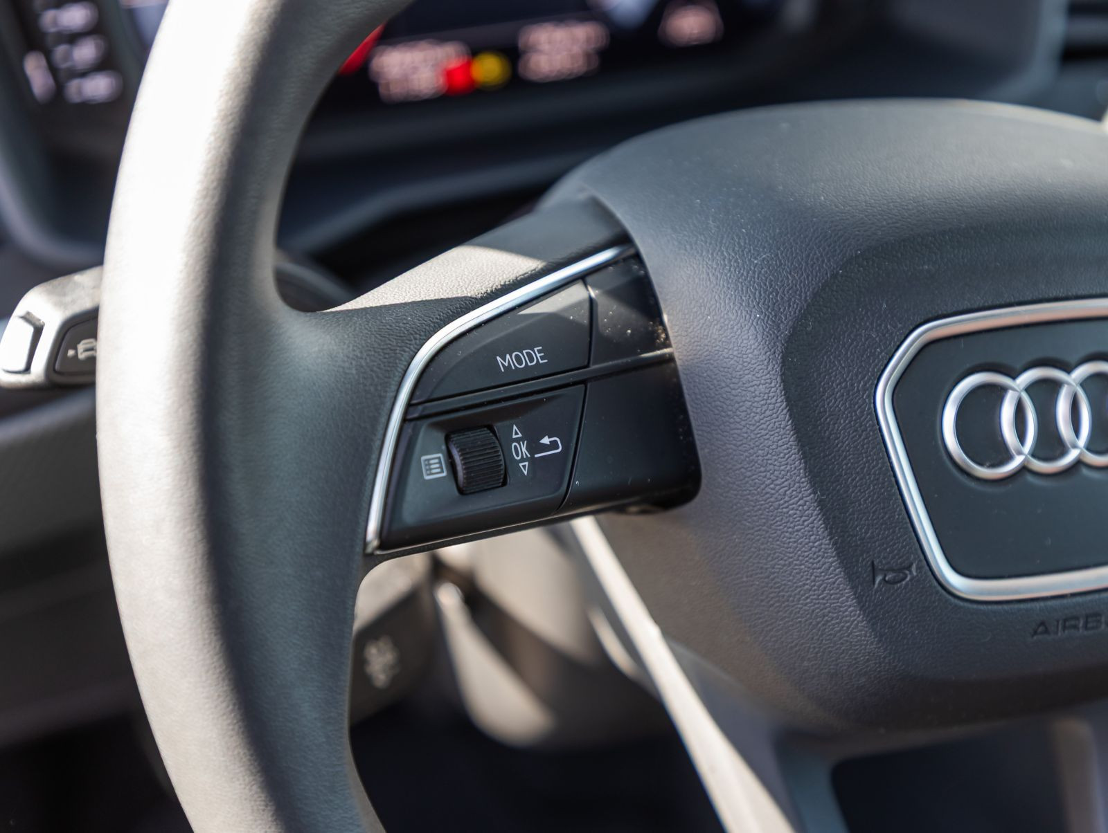 Audi A1 citycarver 25TFSI GRA EPH CarPlay DAB