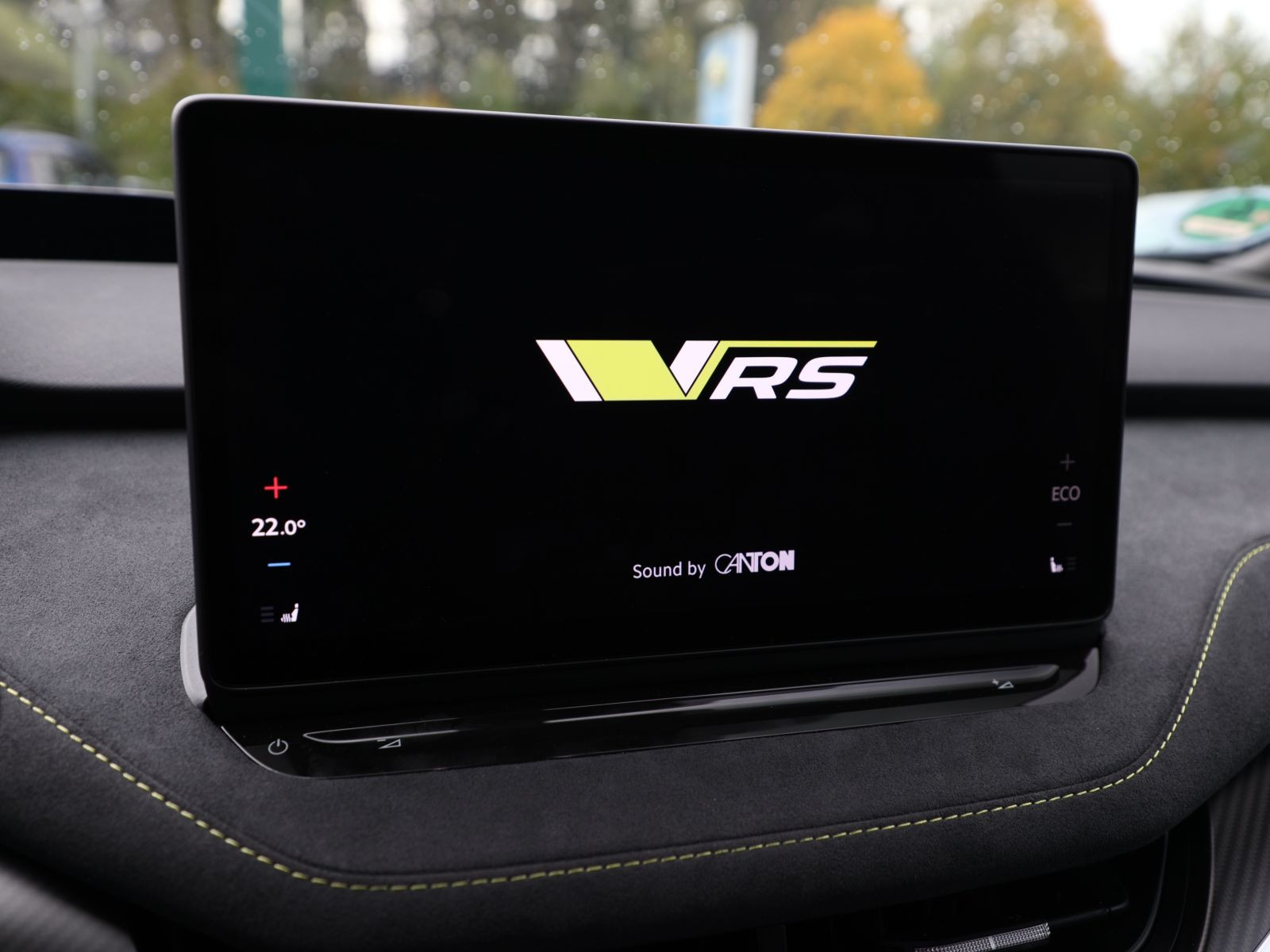 Skoda Elroq RS 82 kWh 4x4 ACC DCC AHK LED Area View
