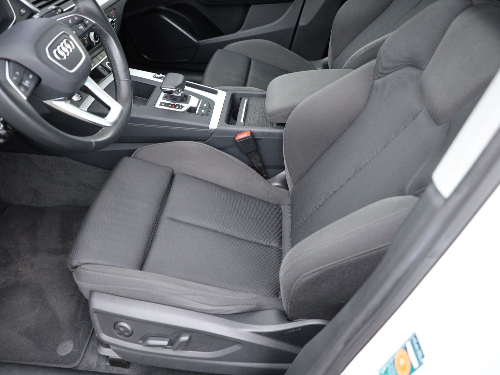 Audi Q5 S line 40TDI qu Stronic Navi Matrix Panorama AHK